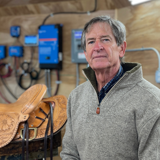 Mobile workshop untethers saddle maker