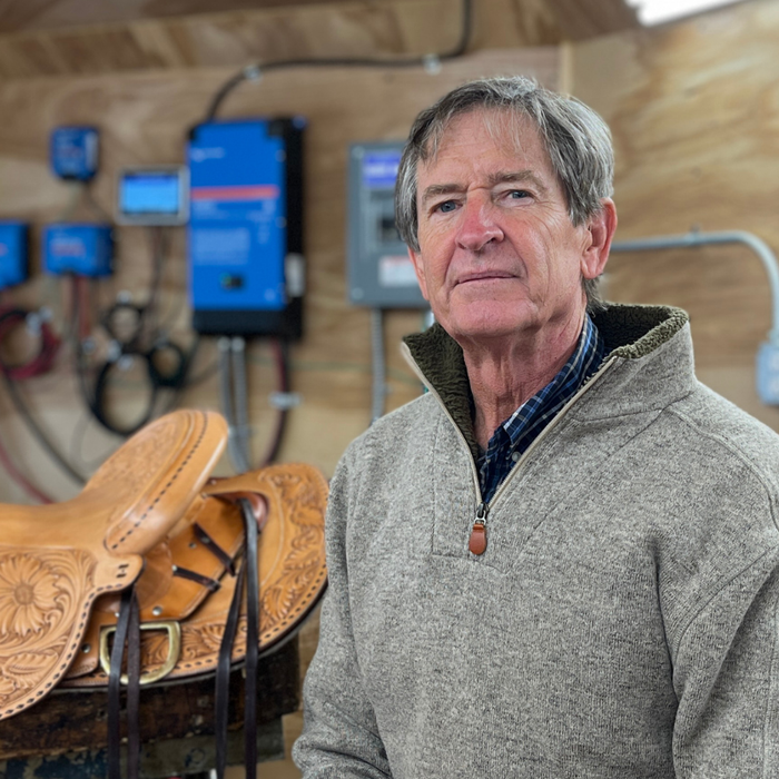 Mobile workshop untethers saddle maker