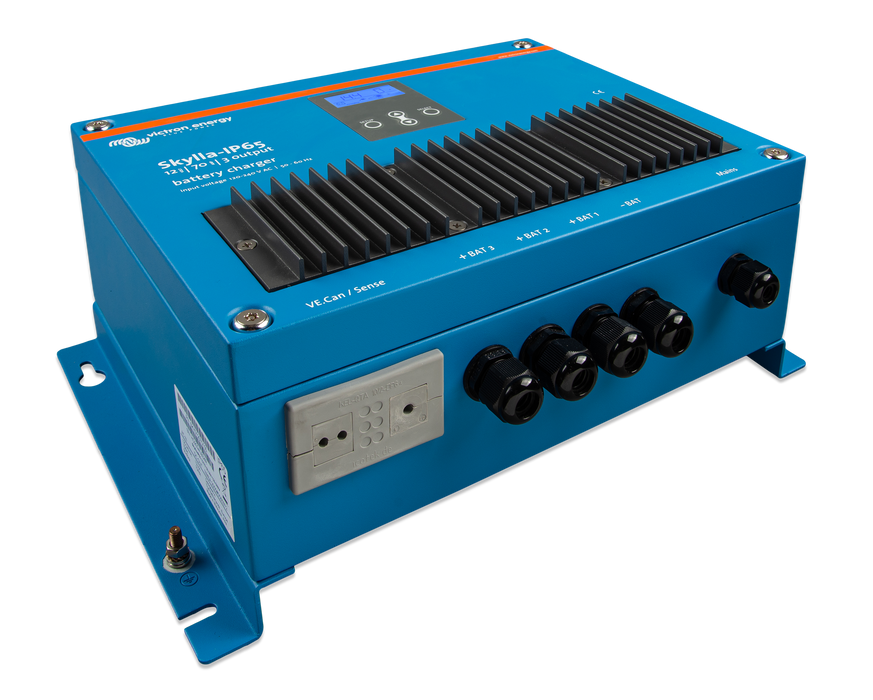 Photo of Skylla-I65 12V 70A 3 outputs (right)